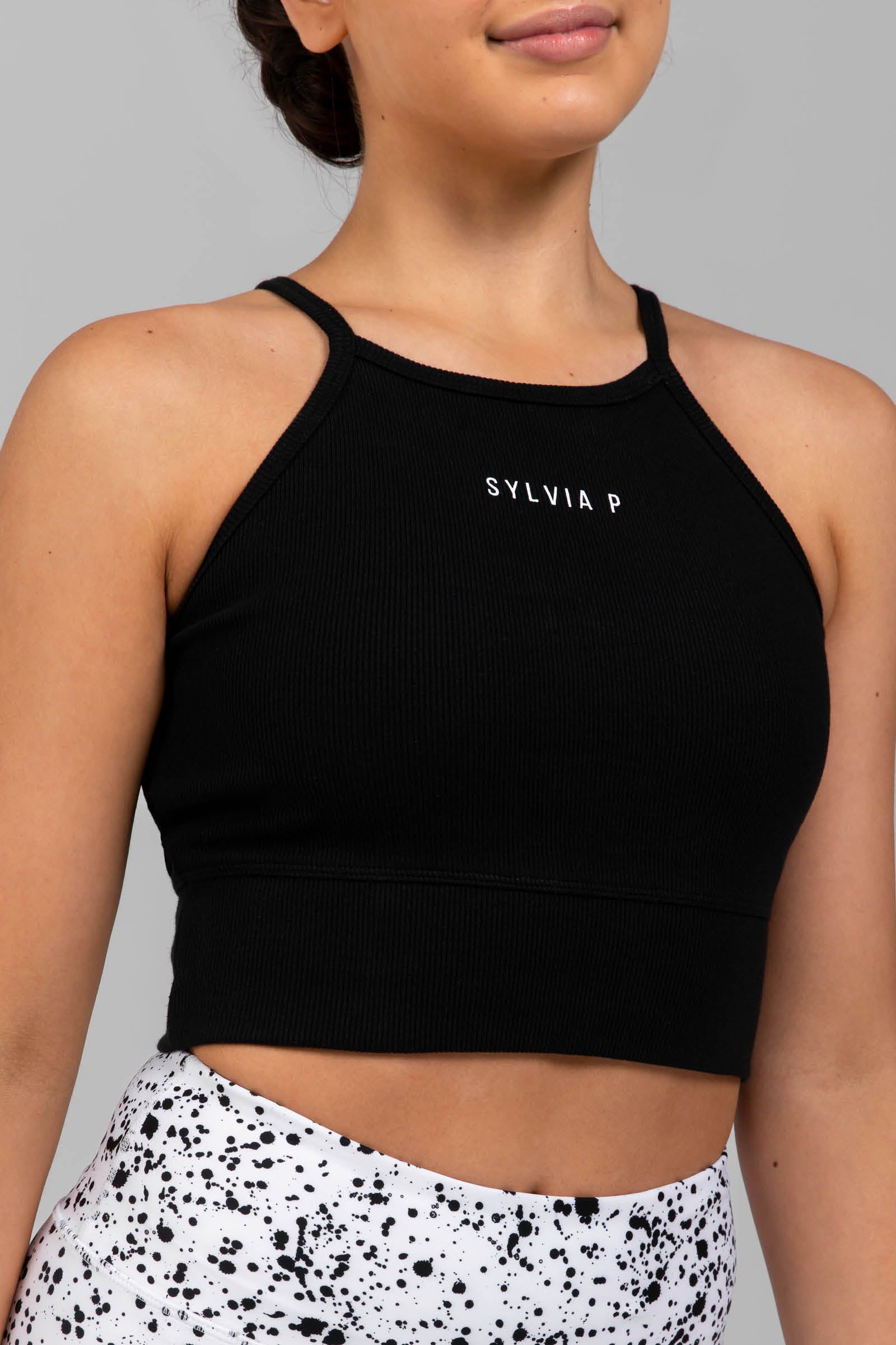 Free Form Cropped Singlet - Black